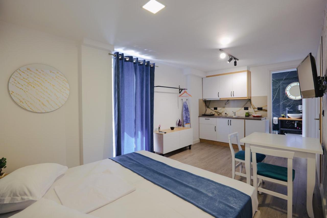2E Apartments ซารานเดอ ภายนอก รูปภาพ